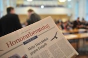 ZEIT online: Finanzprofis mit Hintergedanken